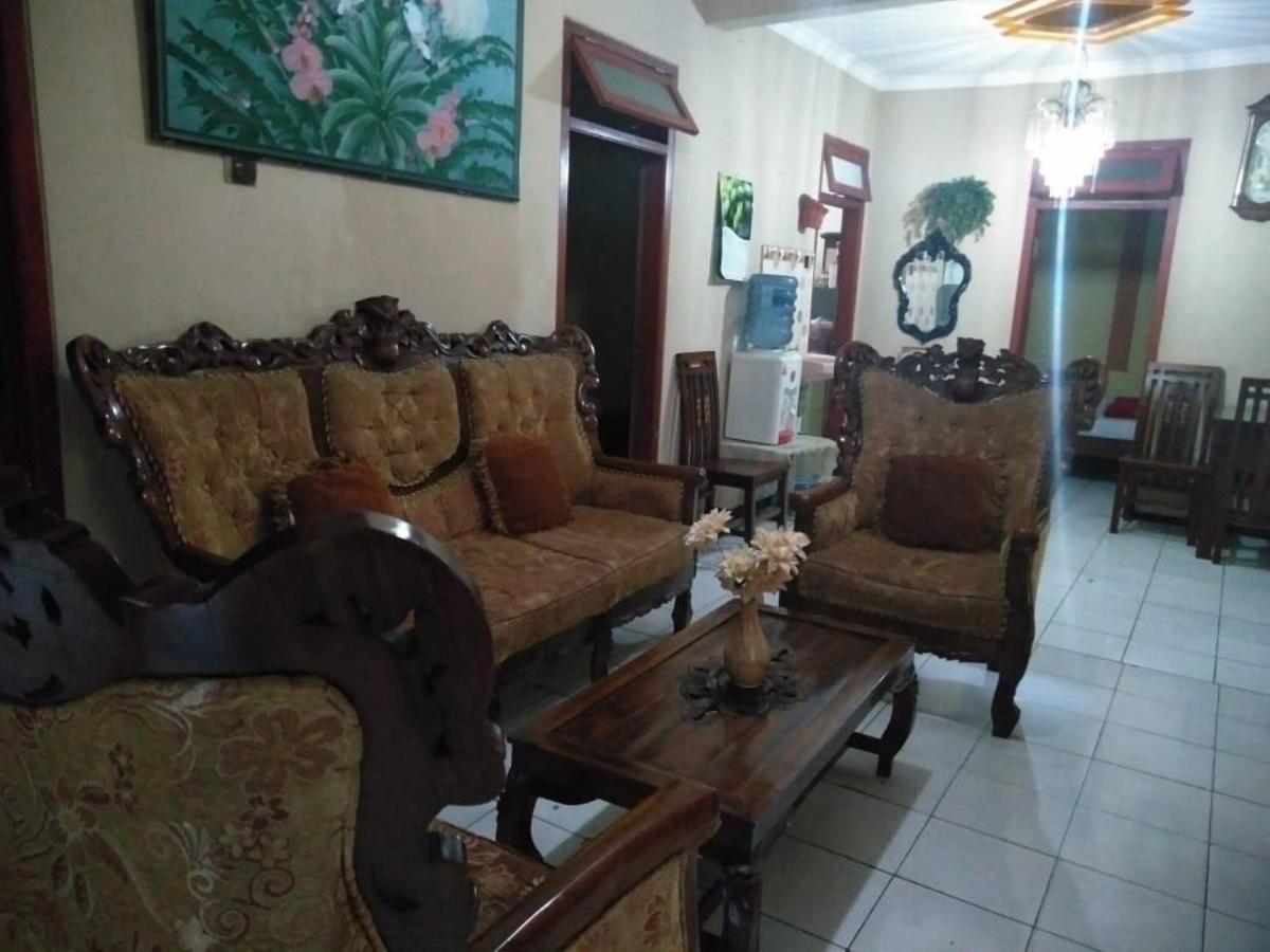 Villa Trijaya Batu  Exterior foto